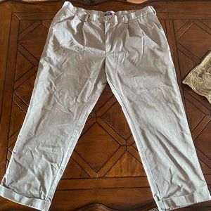 Izod 42 x 30 chinos